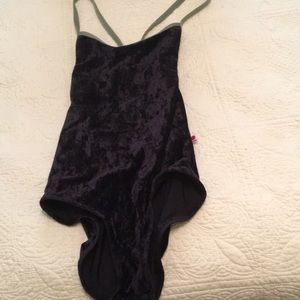 Yumiko leotard
